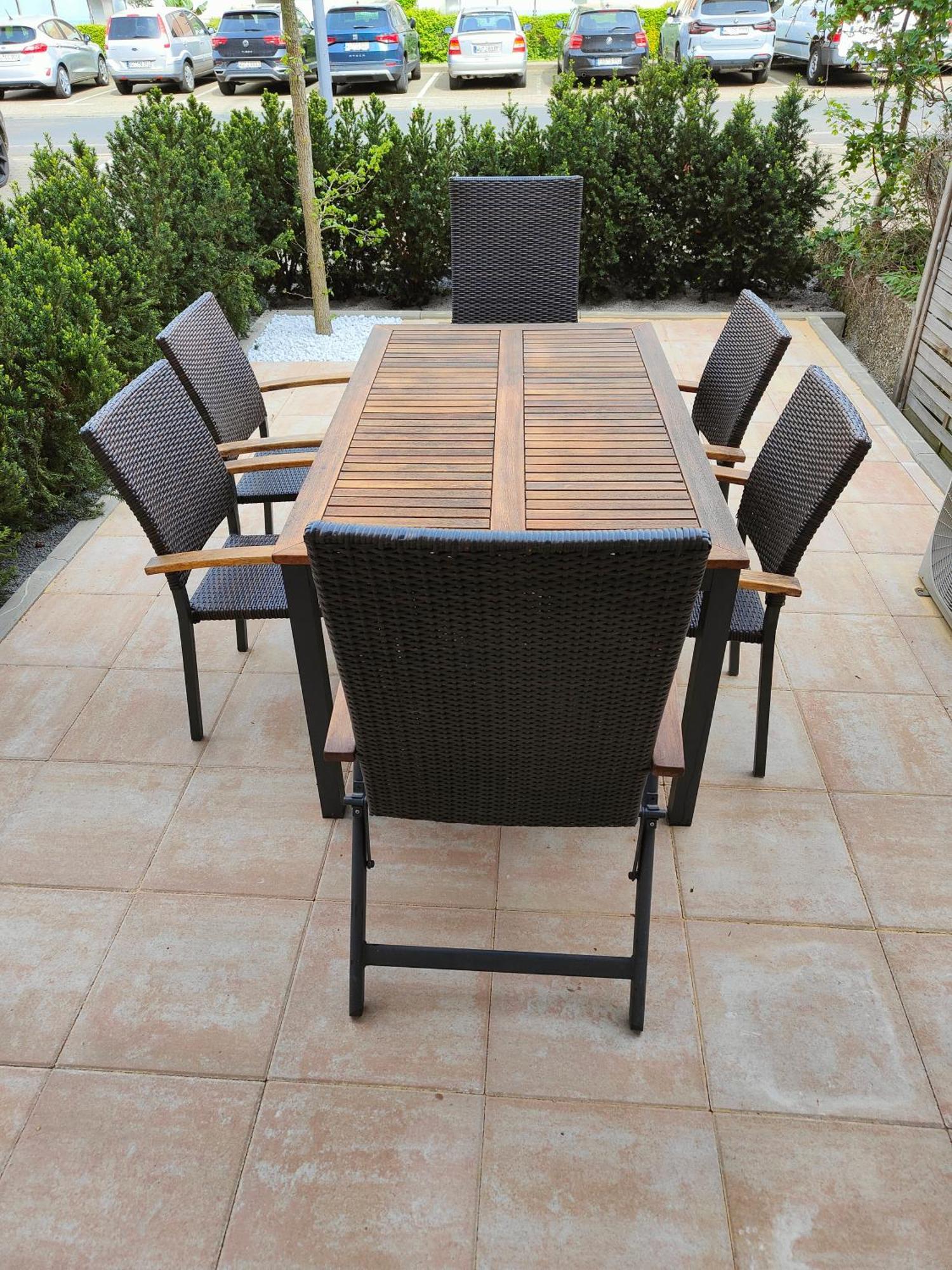 Eleonoras Ferienwohnung In Wuerzburg Stadt Mit Terrasse Im Erdgeschoss Inklusive Eigenen Parkplaetzen Vor Der Tuer Eksteriør billede